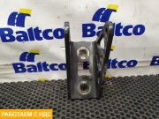 Опора переднего амортизатора кабины