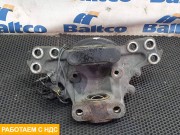 Кулак поворотный правый