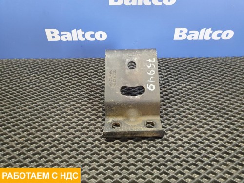 Кронштейн глушителя